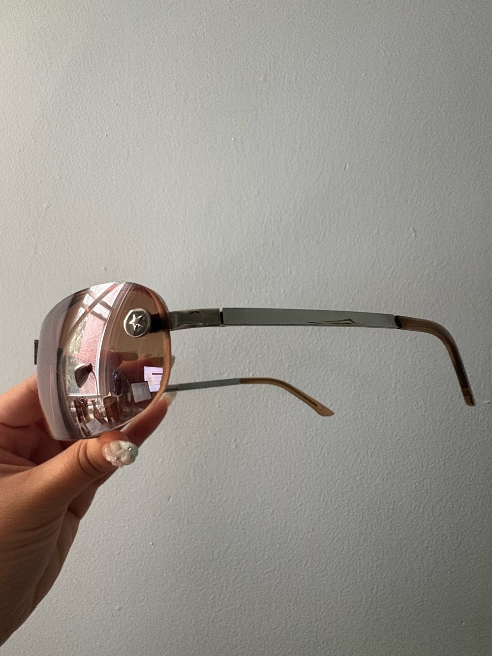 Brown Tinted Trendy Sunglasses ๐ - Picture 2 of 4